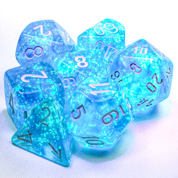 Chessex: Borealis 7-Die Set Sky Vlue/White Luminary